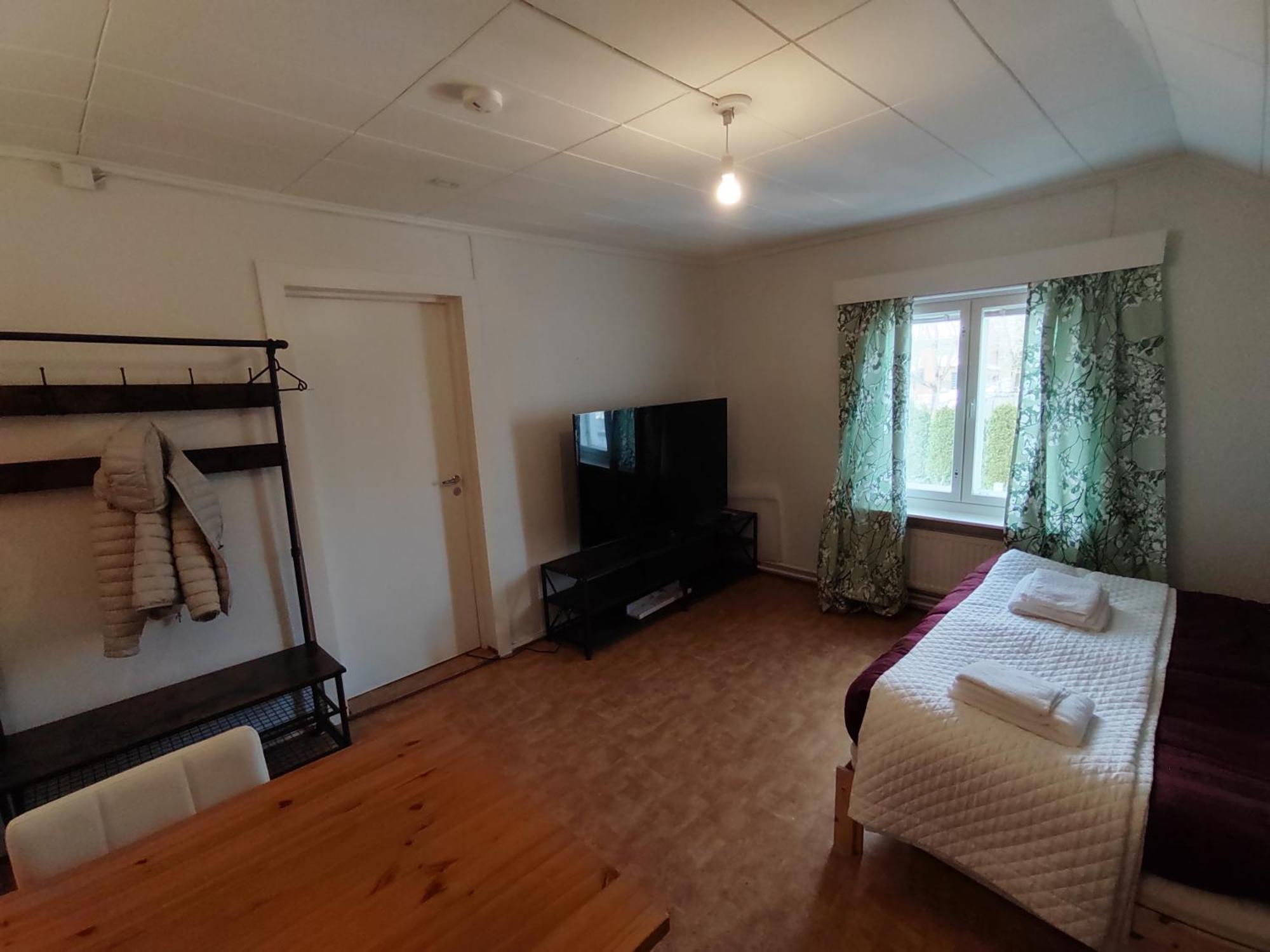 Kalle'S Unluxury Guest House Cl0Sed From 1St Of Feb 2025 Ελσίνκι Εξωτερικό φωτογραφία